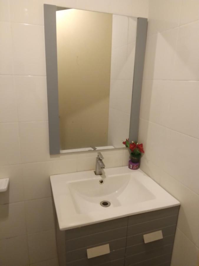 El Fateh Apartment 2 Bedroom Wakaf Che Yeh Exterior photo