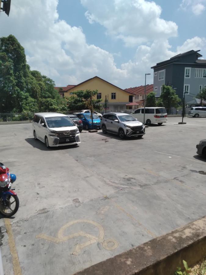 El Fateh Apartment 2 Bedroom Wakaf Che Yeh Exterior photo